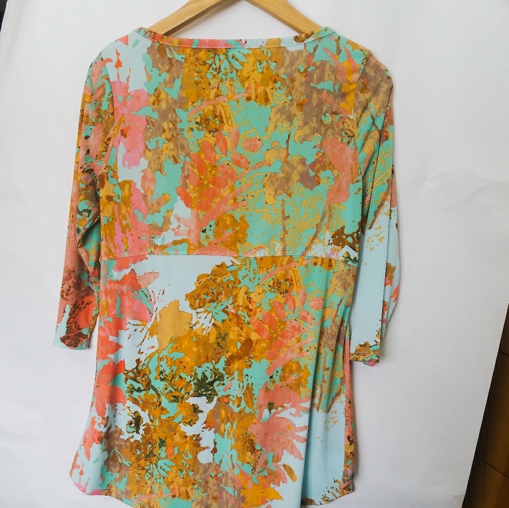 Spring blouse - Picture 4 of 4